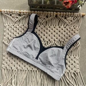 Lululemon Sports Bra Size 34C